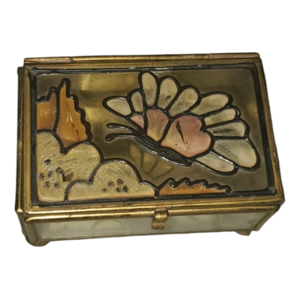 Little vintage glass trinket box - Picture 2 of 3